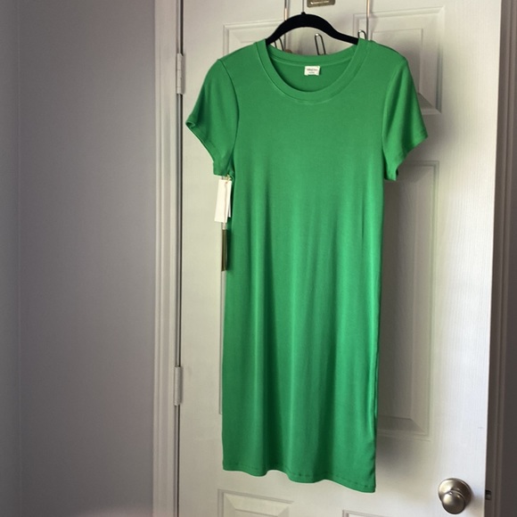 🆕Aritzia Wilfred BodyCon Dress - Picture 2 of 6